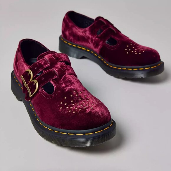Dr. Martens $140 8065 VEGAN Mary Jane Cherry Red Velvet EU 42/US 10 NIB! - Picture 2 of 3